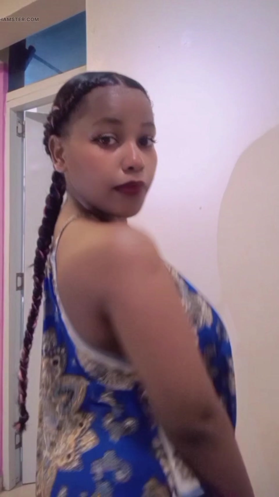 A look can say a lot, but this time I want you to tell me what you think screenshot 2
