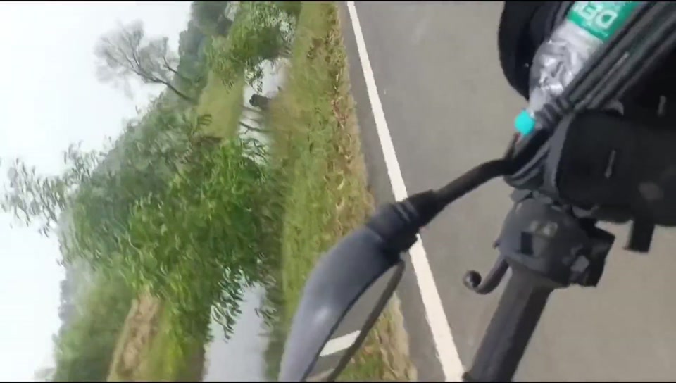 After long time travel advanture river side catch a big fish hindi video screenshot 3