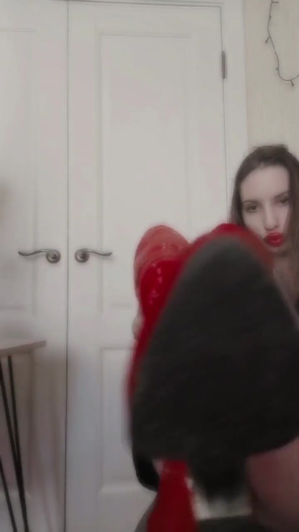 Up against the wall... Wait for the drop ti see the full look! screenshot 3
