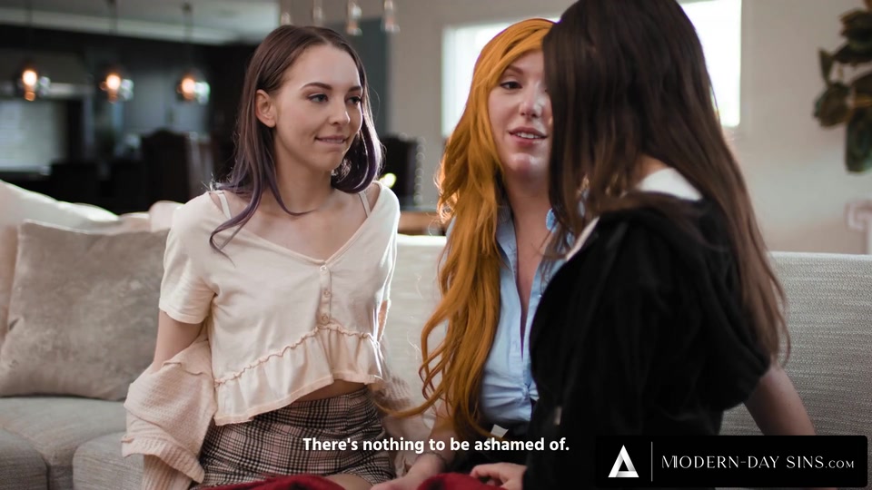 MODERN-DAY SINS - Naughty MILF Neighbor Takes Advantage Of Teen Girls With Hot Lesbian Threesome screenshot 6