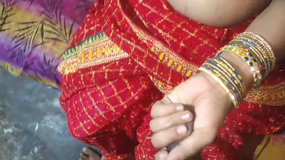 Hot Desi bhabhi ki chudai hindi desi vedio screenshot 4