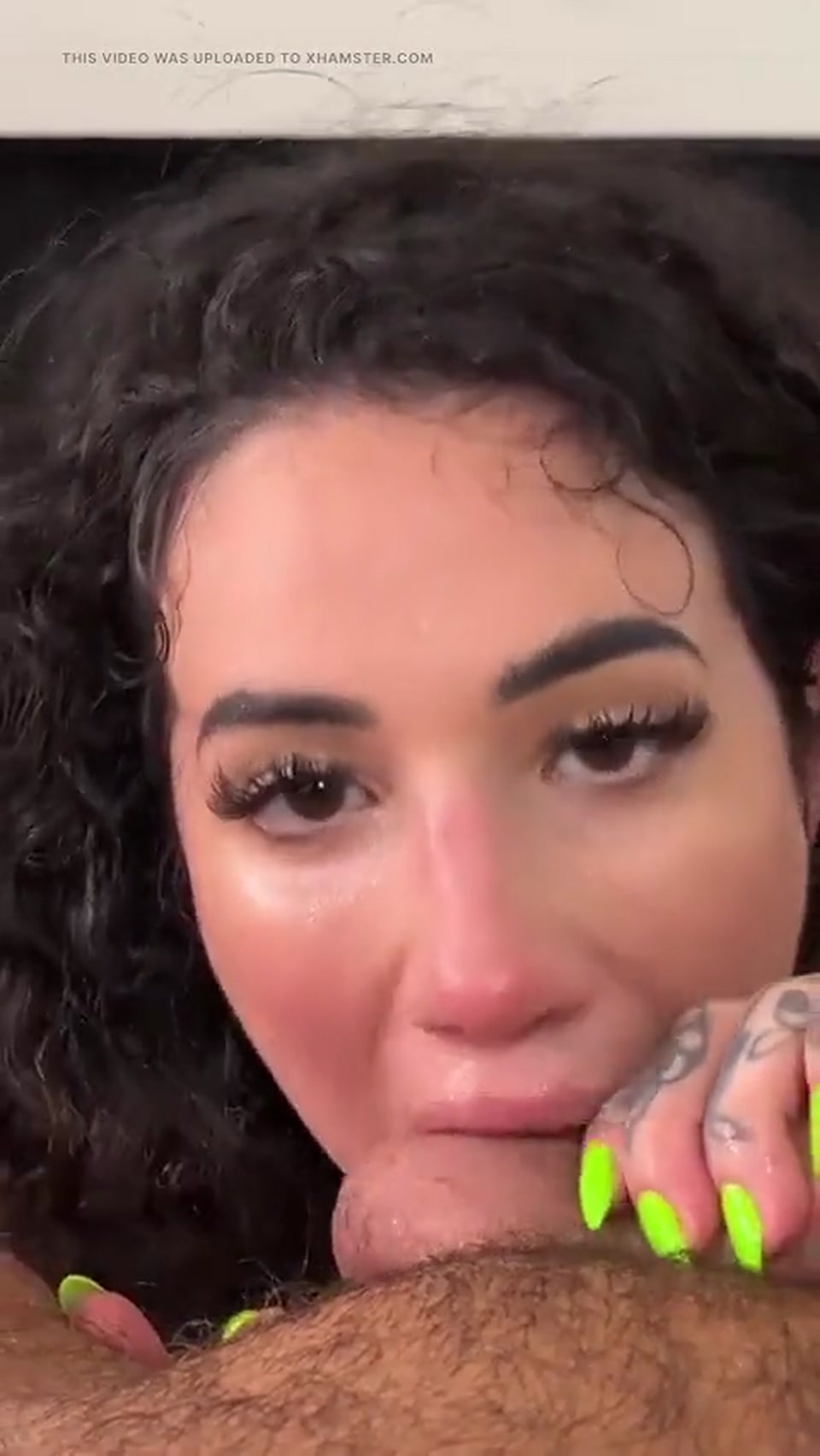 Arabelle Raphael Loves Anal Creampies and Rimming!! screenshot 2