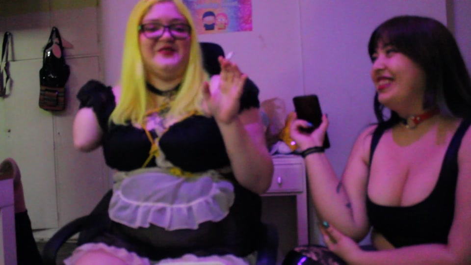 Reyna Tirana interviews Aneris Die screenshot 6