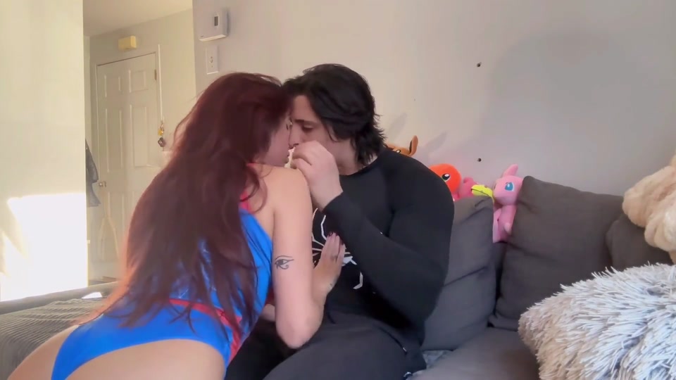 J Fucked My Little Quebec Neighbor Dressed up as Spiderwoman screenshot 2
