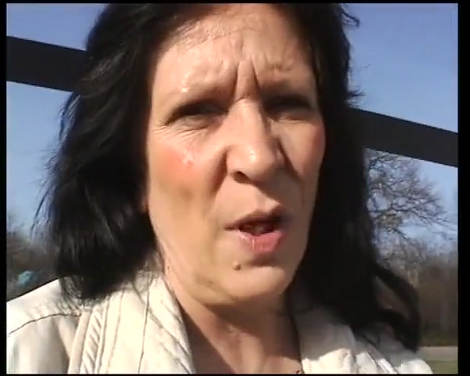 This Is Solo Session with German Mature Lady Who Likes to Masturbates screenshot 5
