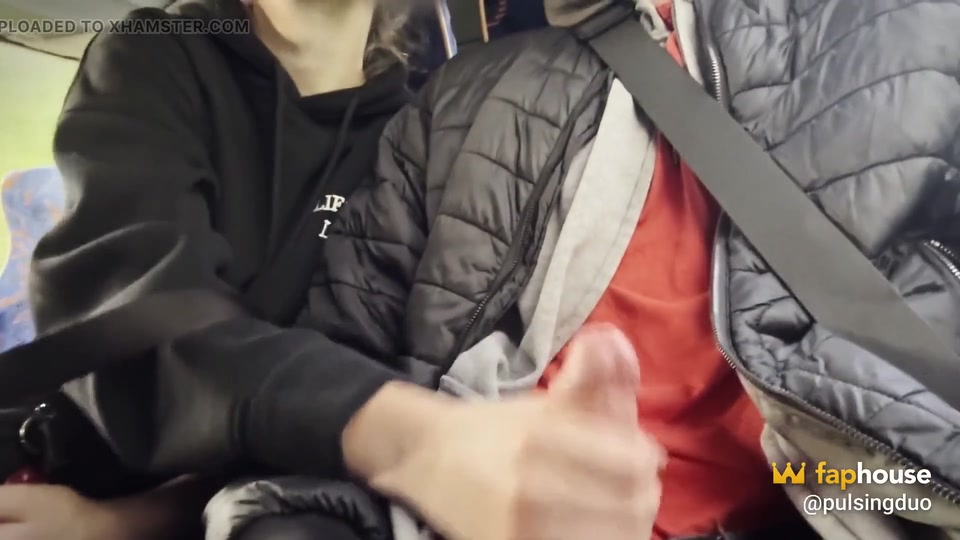 He Cum in My Mouth on a Crowded Bus screenshot 2