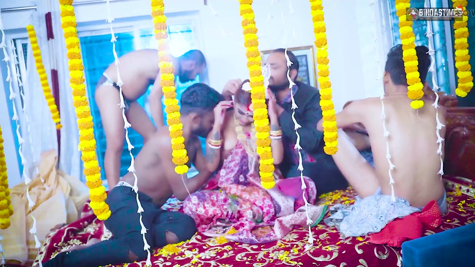Gangbang Suhagarat - Besi Indian Wife Very 1st Suhagarat with Four Husband ( Full Movie ) screenshot 3