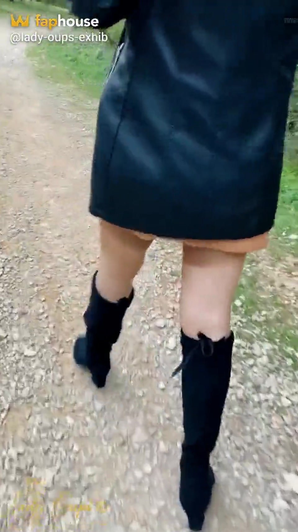 Lady Oups Submissive Stepmom in Leather Skirt and Collar screenshot 4