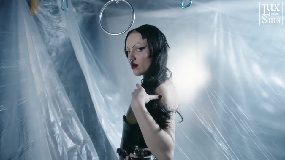 Submit to Mistress Maya Poison and Domina Moir Div screenshot 5