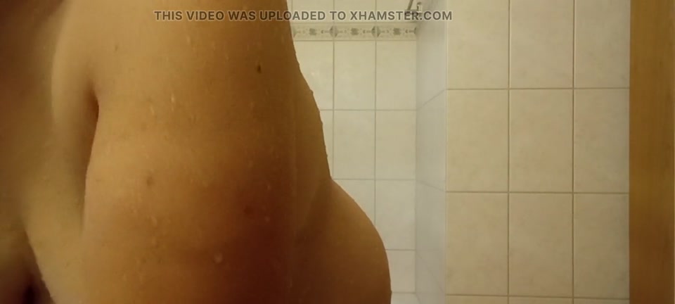 Oiling my small perky pear tits