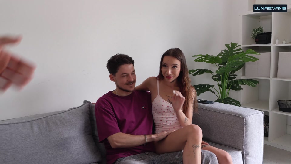 Luna Evans’ First BBG – Two Cocks for One Girl screenshot 6