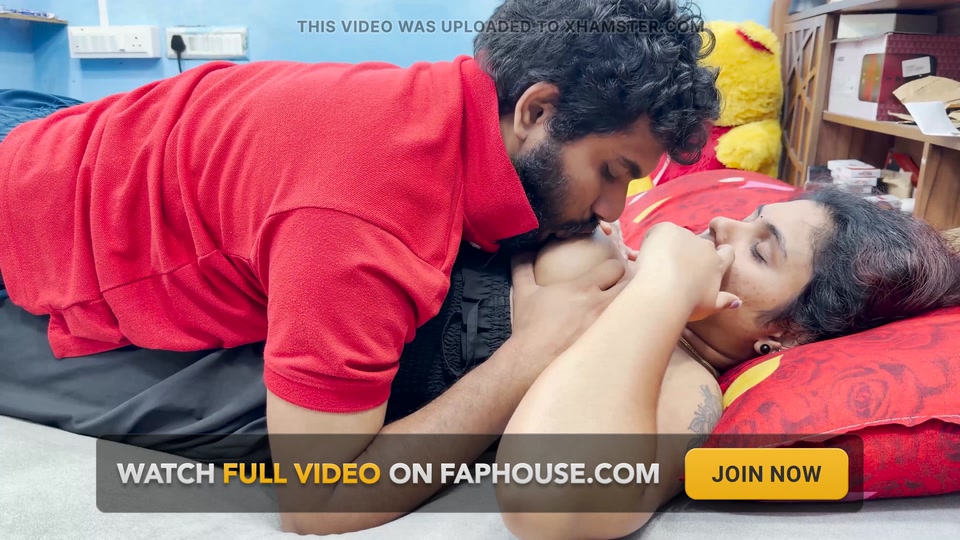 Malayali Girl Non Stop Boobs Suck by Mallu Boy screenshot 2