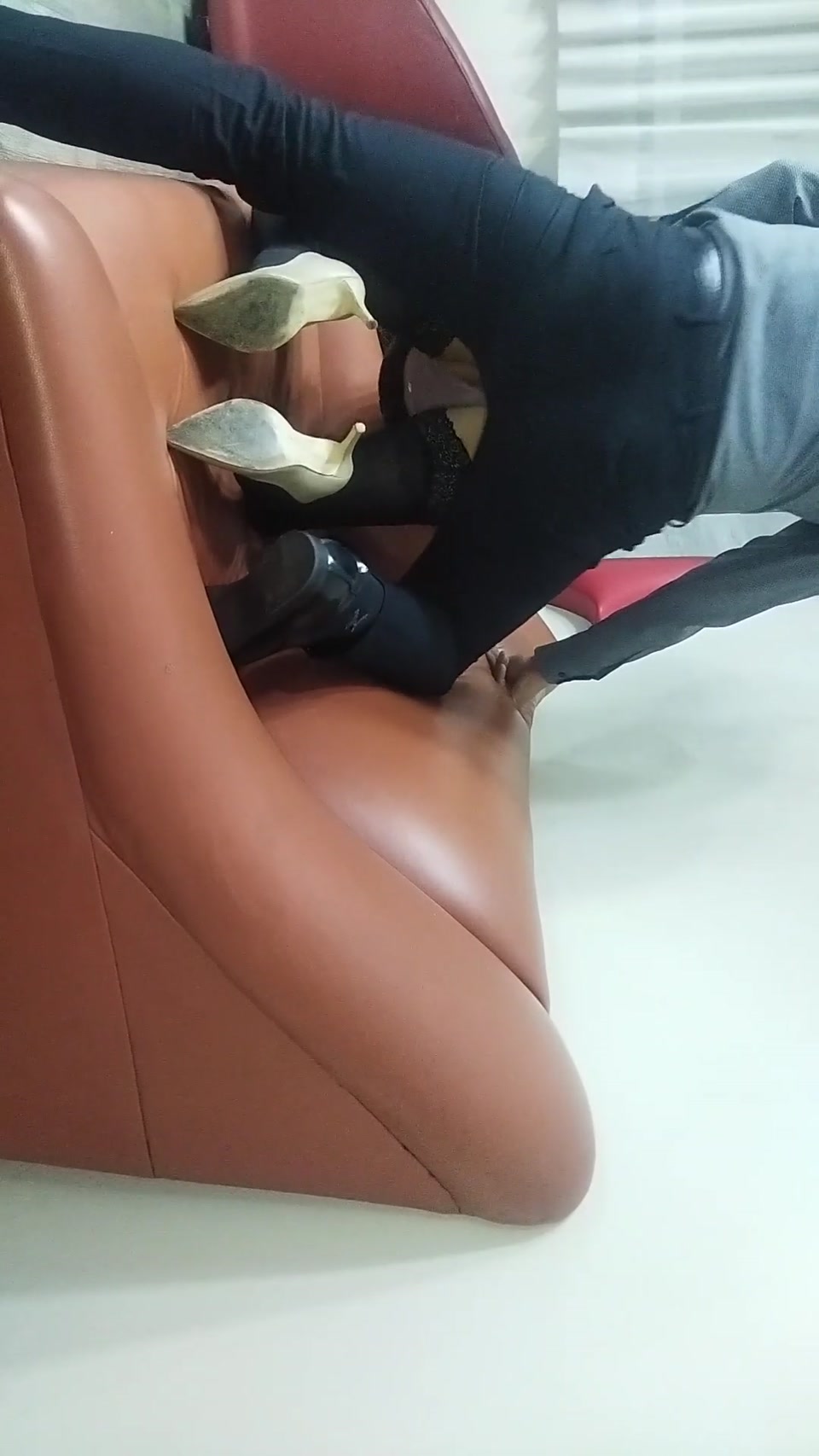 Secretary gets big cock from her boss screenshot 3