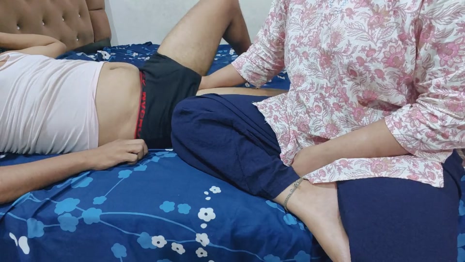 Desi girl priya ki real video romance screenshot 4