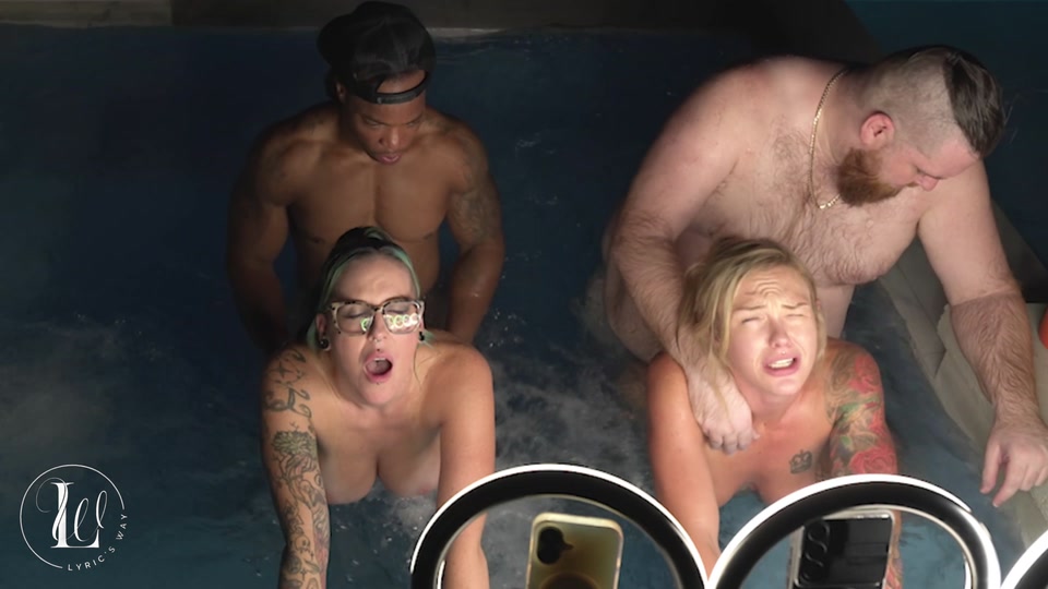 Hot Tub Orgy W/ Deliah Grace & Nikki Zee