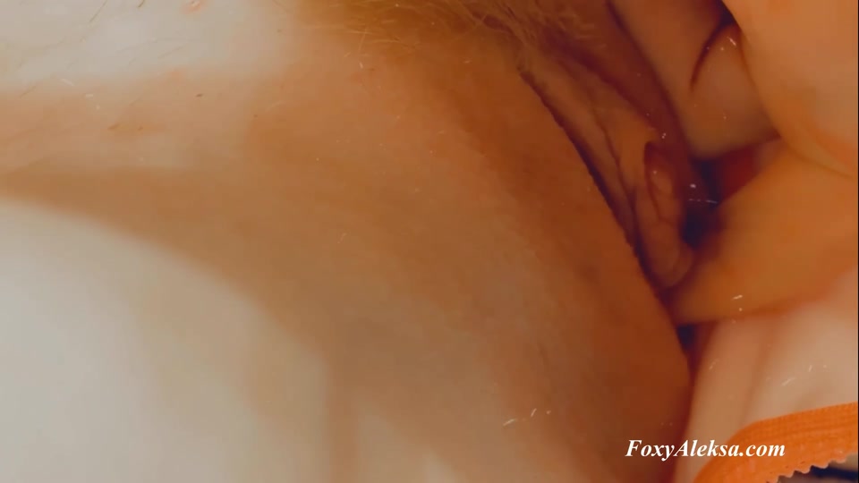 Compilation home videos. Petite pussy has an orgasm. Horny girl want sex and masturbating under shorts screenshot 2