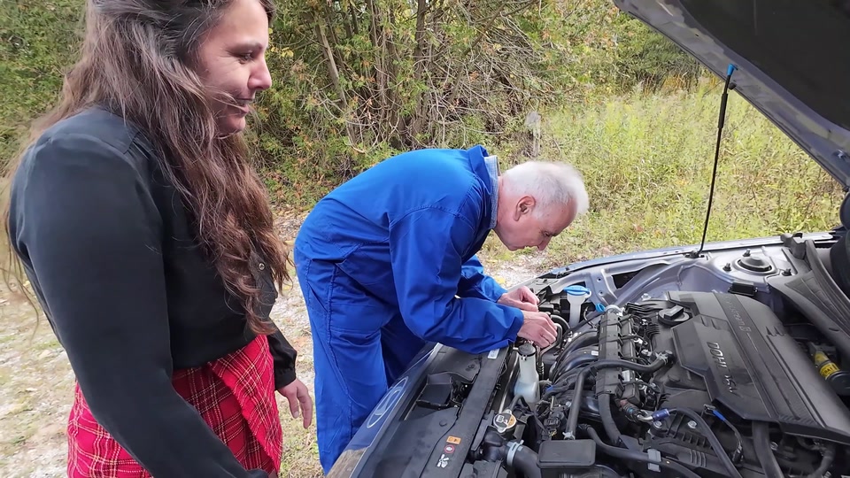 Old Mechanic Licks Young Wet Pussy and Tight Asshole screenshot 5