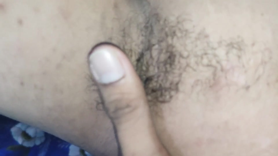 Desi Bhabi showing her Huge Boobs & Pink Pussy - Hot Bhabi screenshot 3