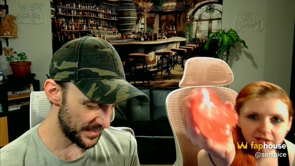 Qqhurrych Abanney Pink Pocket Pussy Unboxing and POV Handjob screenshot 2