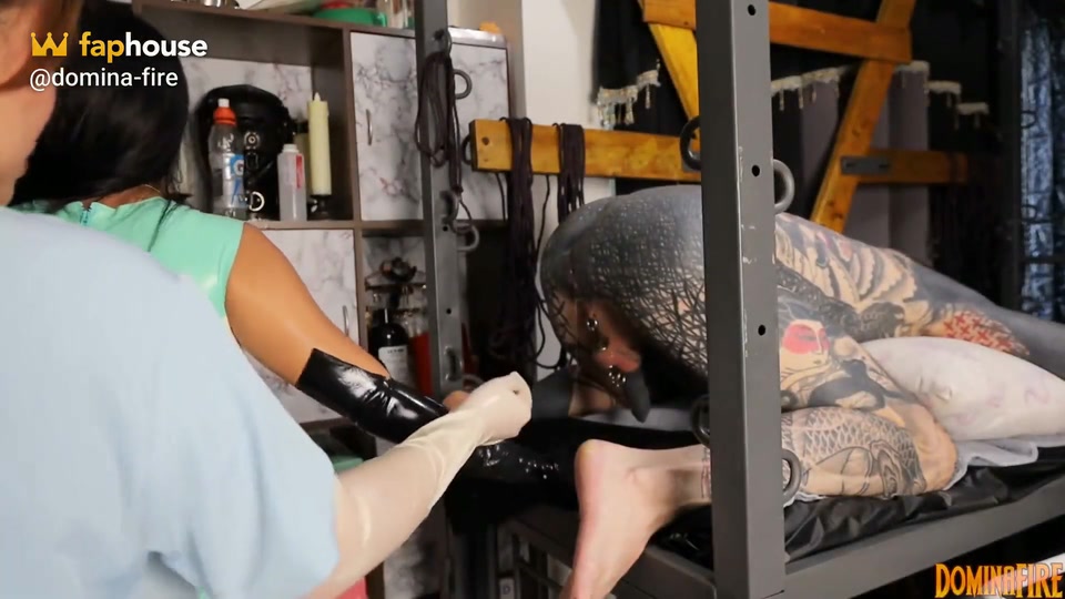 Dominafire Caning Slave