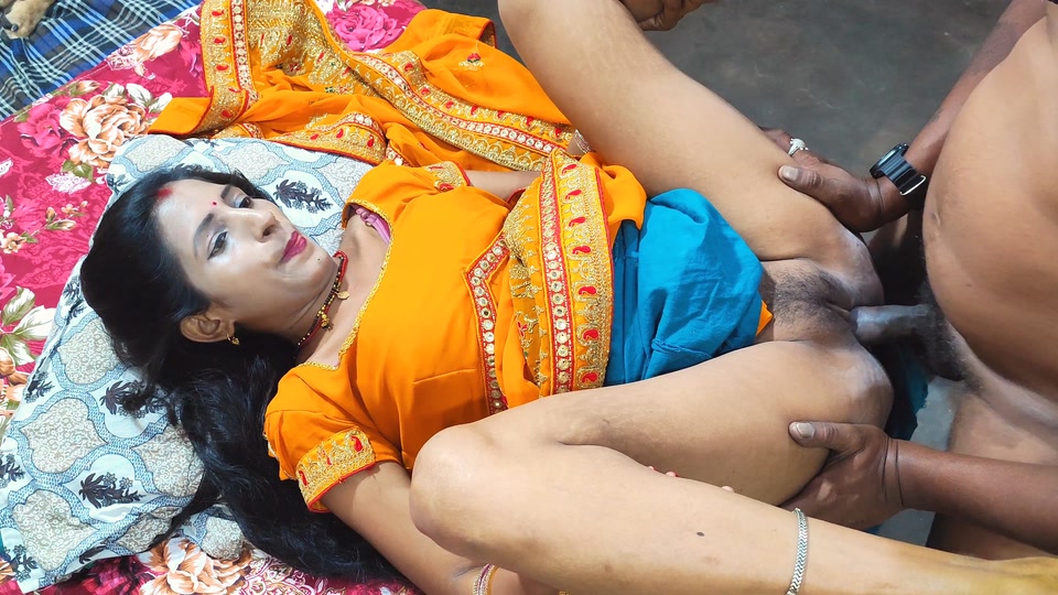 Naukar ne jawan malkin ko patak ke chod diya sex video hindi audio screenshot 4