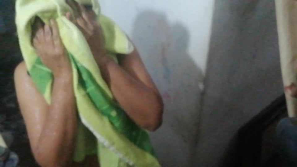 Towel desi starts to fuck OMG screenshot 4