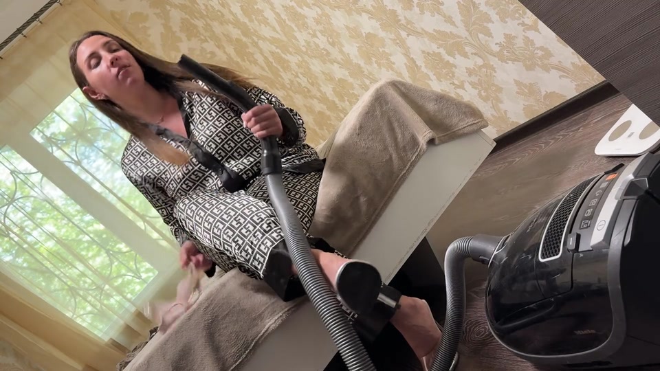 Miele Dirty Lingerie Suck screenshot 5