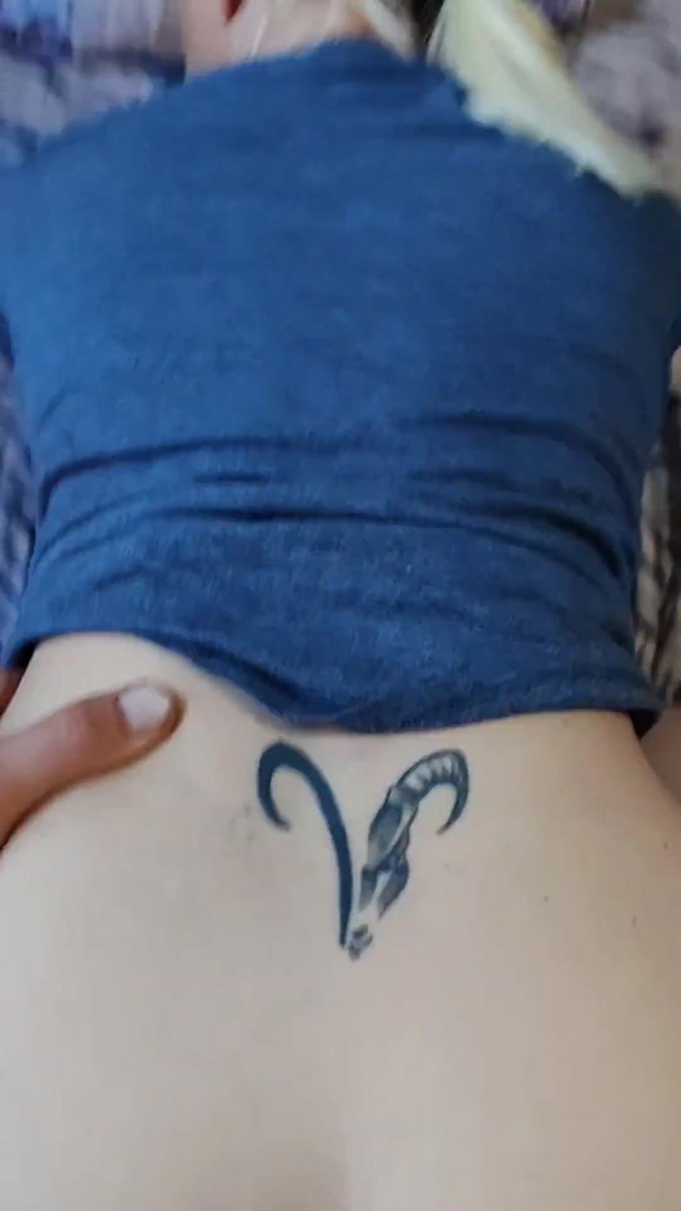 Hot mommy having hardcore sex with her boyfriend doggystyle and cowgirl hard orgasams screenshot 6
