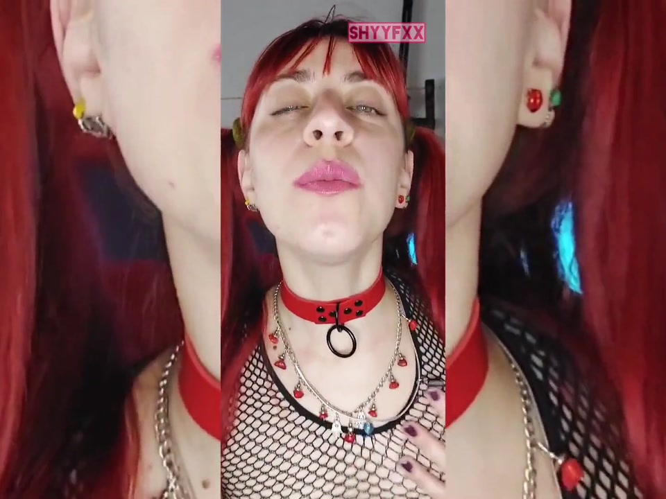 Shyyfxx Dedicated A Sucking Video To A Fan's Career JOI screenshot 5