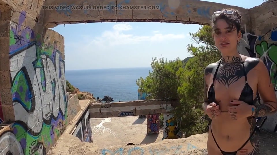 Hiking Got Too Hot! Dread Hot Gets Fucked Public by the Sea screenshot 4