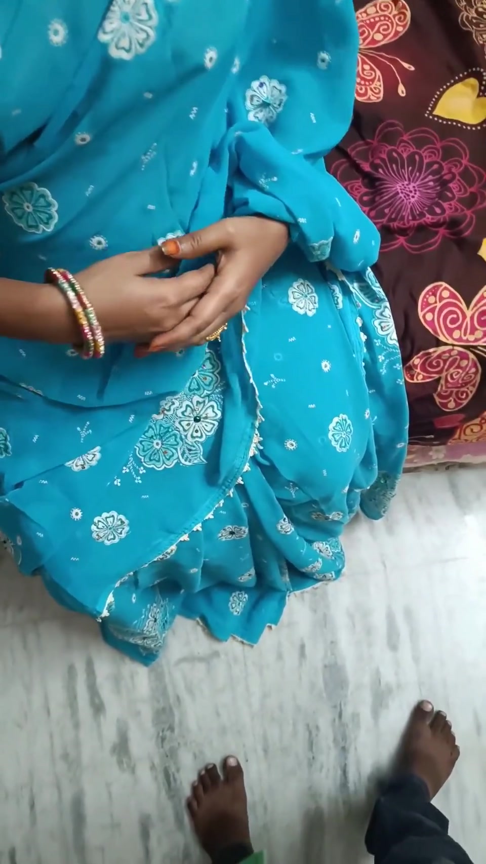 Desi India Aunty Fucking with House Owner for Paying Rent Telugu Audio screenshot 3