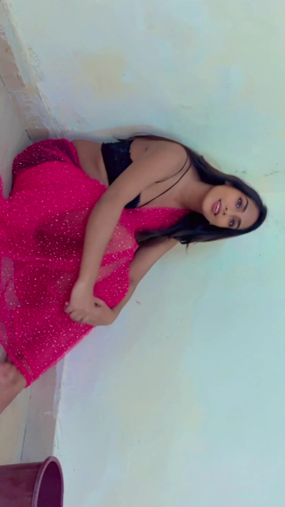 Fucked with a maid's daughter in a room while she moping screenshot 6