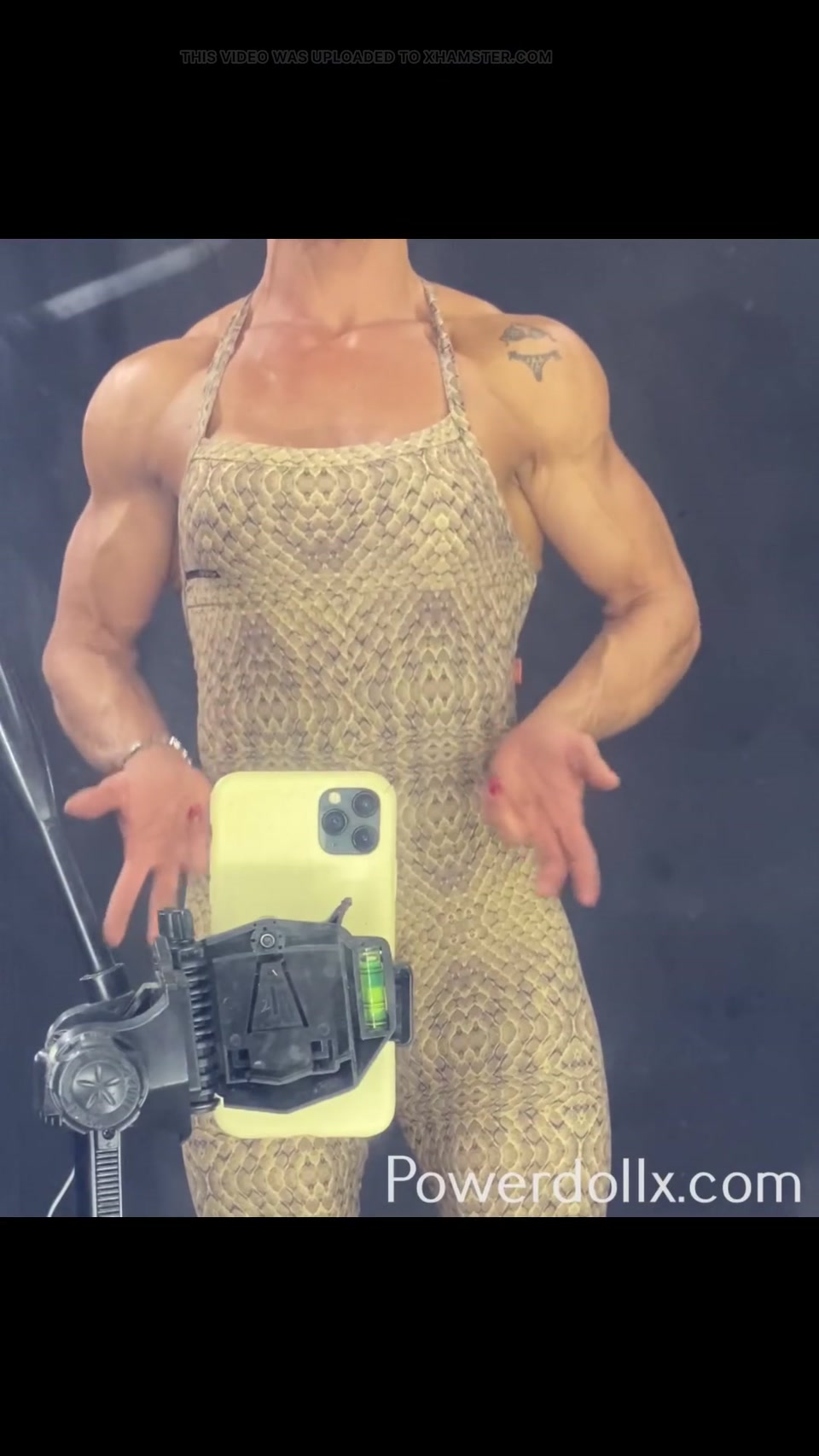 You are delighted by a muscular Latina babe with large tits. screenshot 2