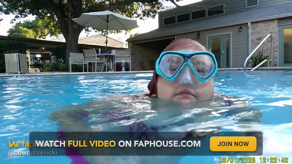 Som Under Water Fun with You Sexy Big Beauty Nurse Vicki