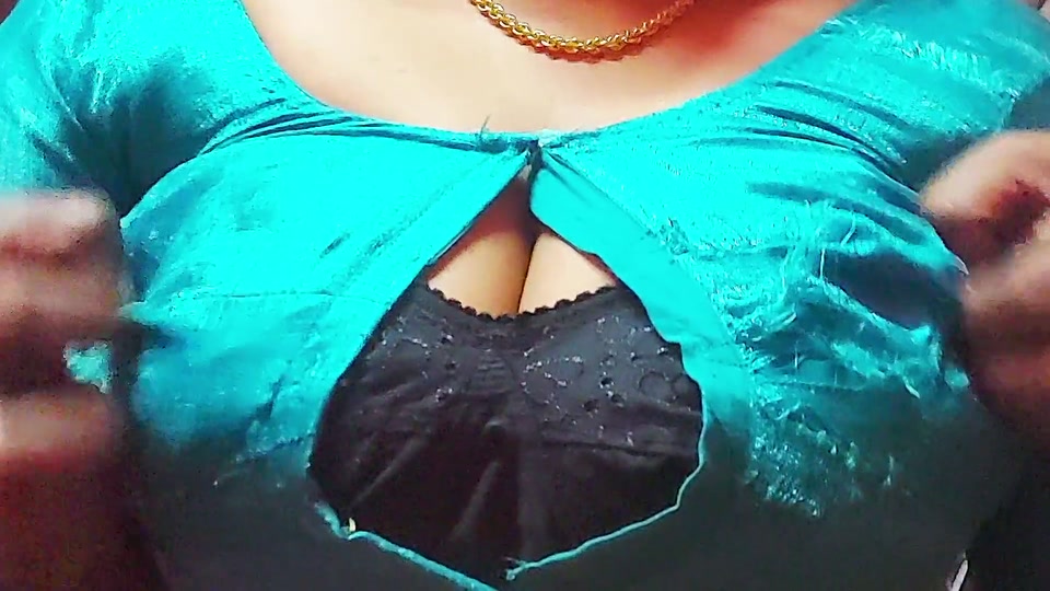Desi sexy married stepsister seduce by her boyfriend
