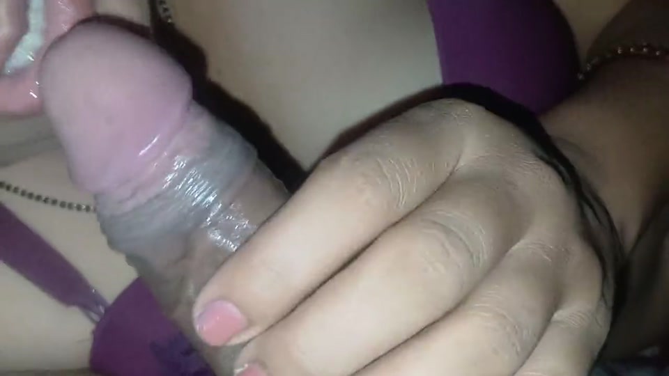 Indian Hindi Sex Desi Wife Cock Sucking Hot screenshot 5